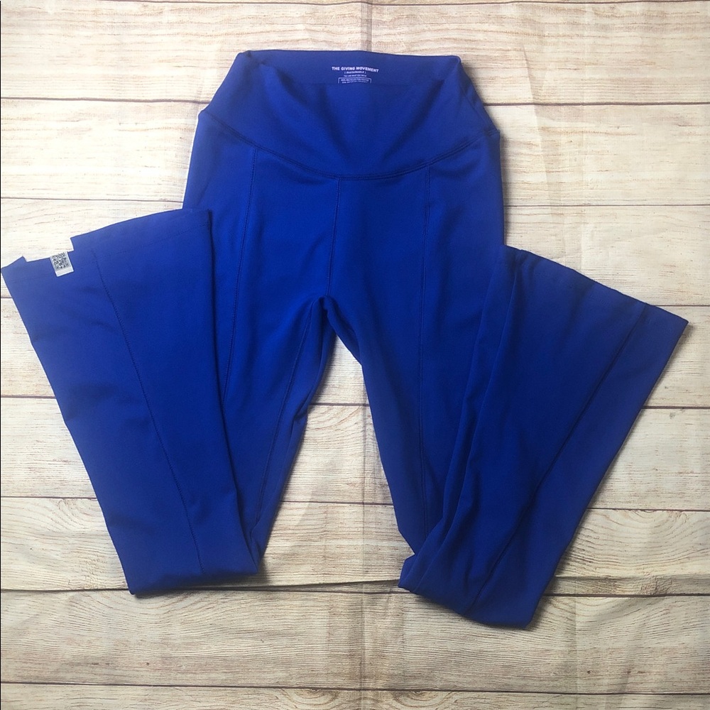 The Giving Movement Blue Wide Leg‎ Leggings 💙